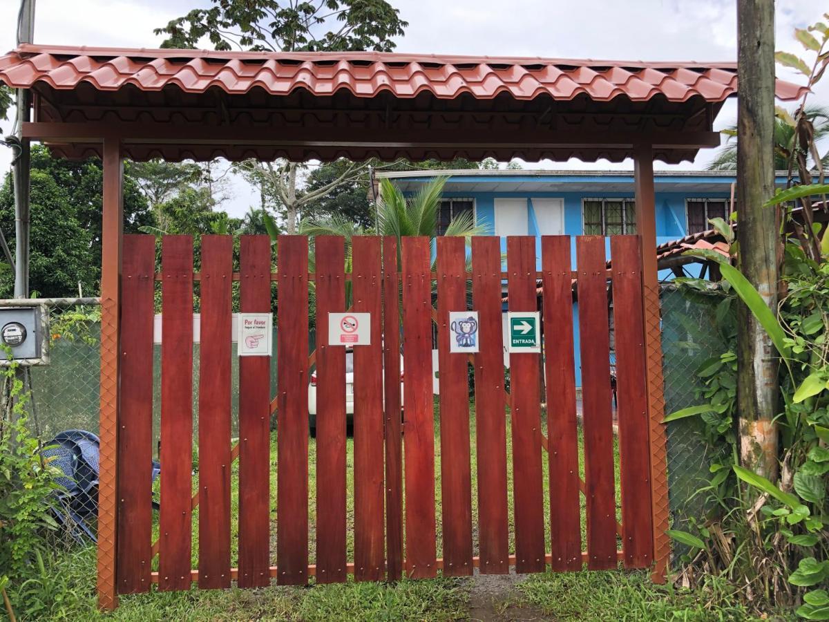 Hotel One Love Puerto Viejo Puerto Viejo de Talamanca Exterior foto